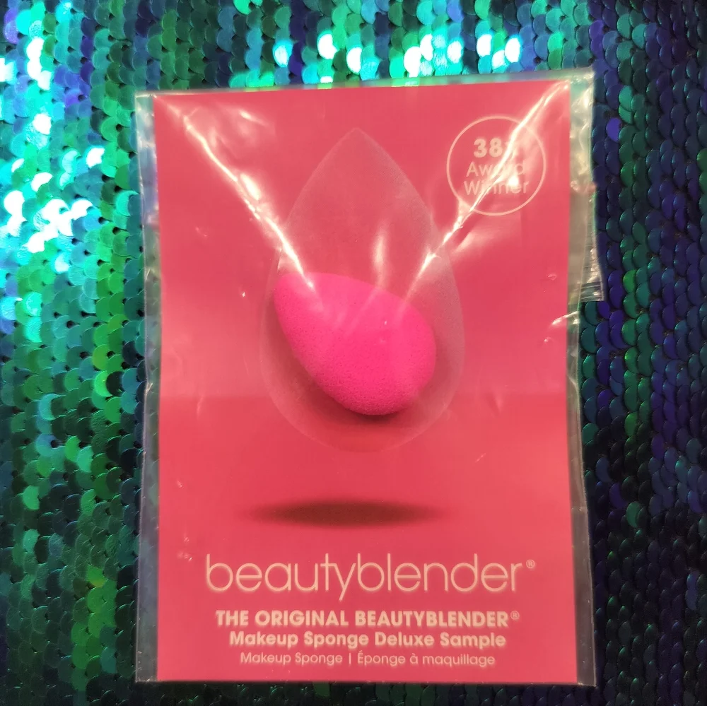 Gucci Concealer Burberry Fresh Glow Gel Stick Foundation Deluxe Beauty Blender